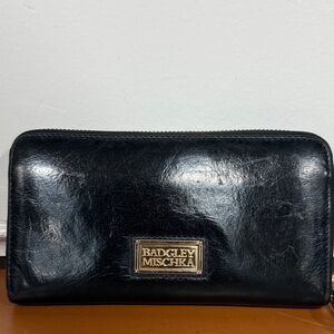 Leather Badgley Mischka Wallet